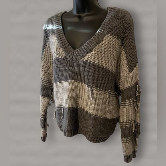 Anthropologie | Cashmere grey stripe distressed v-neck sweater NWT size XS - Picture 6 of 10